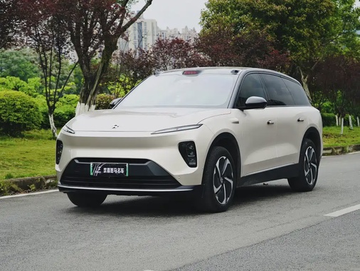 NIO ES8 2023