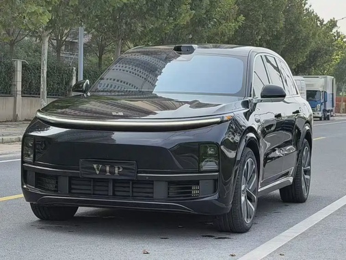 Li Auto L8 2024