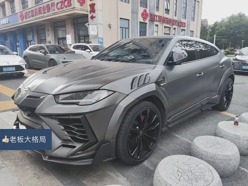 Lamborghini Urus 2021