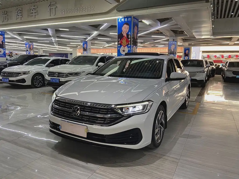 Volkswagen Sagitar