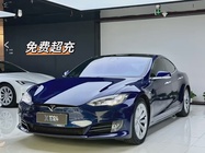 Tesla Model S 2018