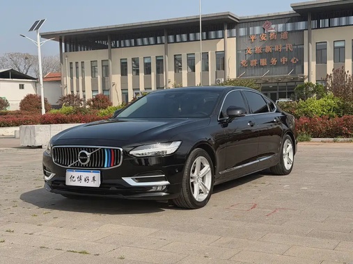 Volvo S90 2019