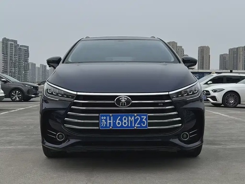 BYD MAX 2018