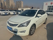 Hyundai Verna 2015