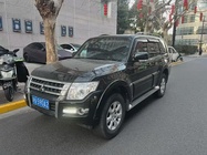 Mitsubishi Pajero 2018