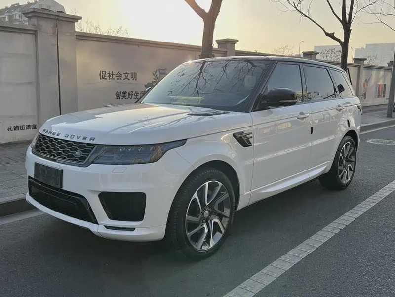 Land Rover Sport