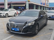 Toyota Crown 2015
