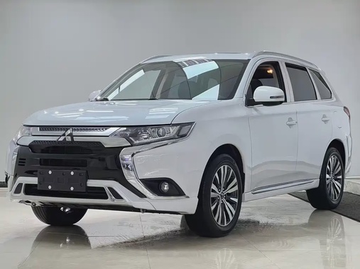Mitsubishi Outlander 2021
