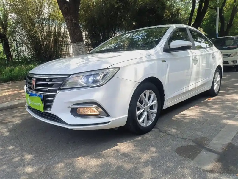Roewe i5