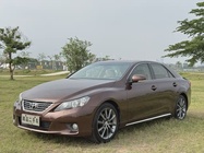 Toyota Reiz 2012