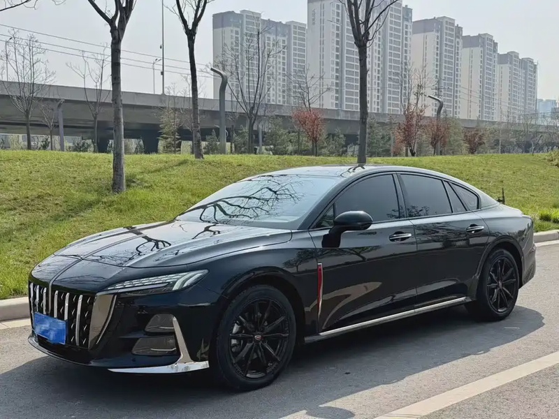 Hongqi H6