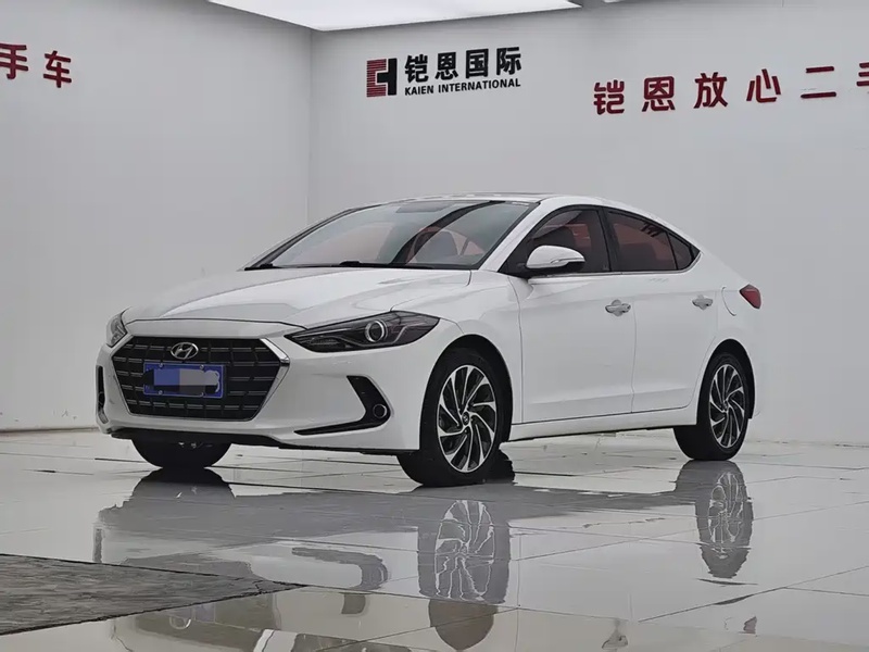 Hyundai Elantra