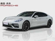Porsche Panamera 2022