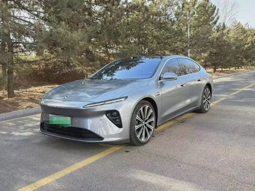 NIO ET7 2025