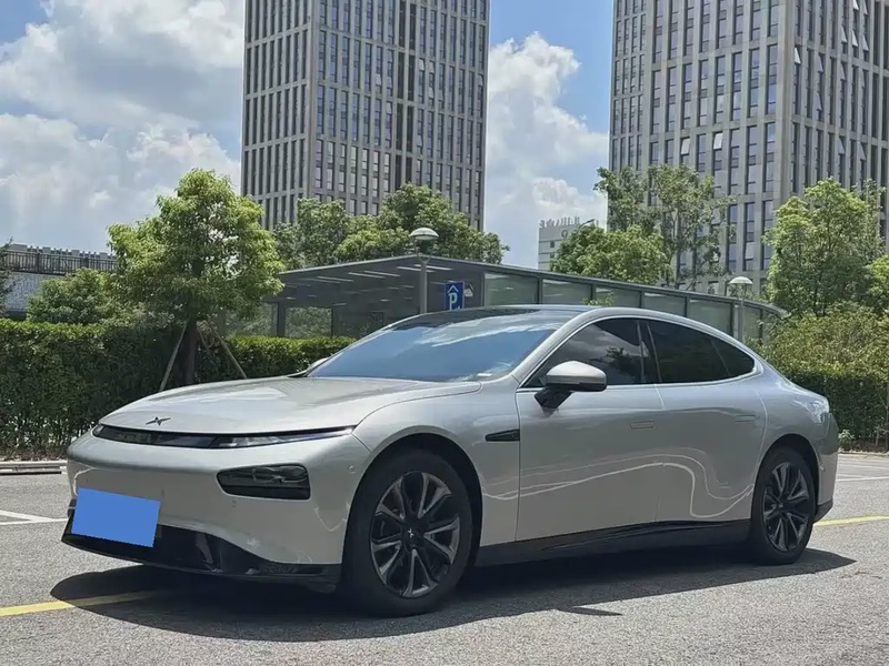 XPeng P7