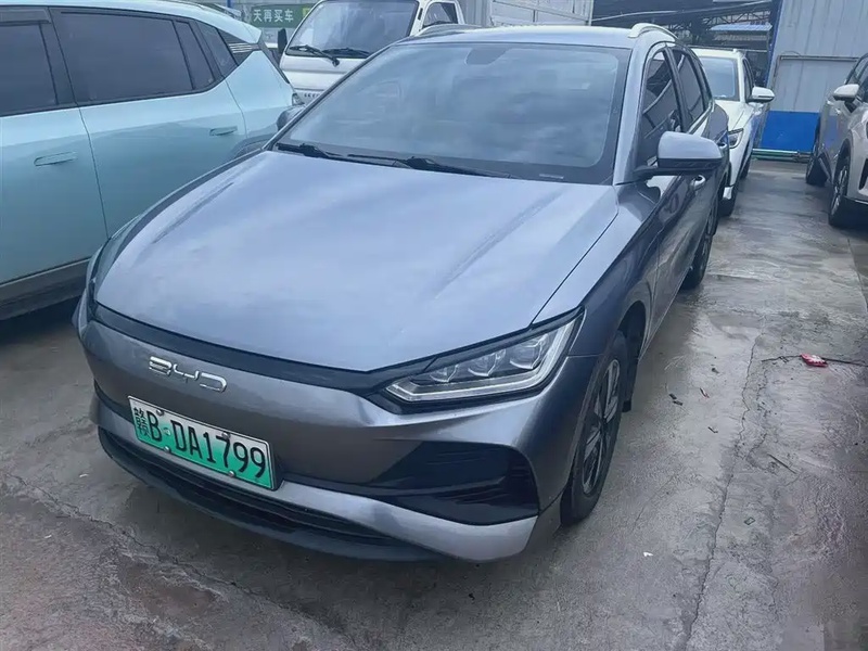 BYD e2