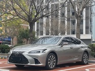 Lexus ES 2025