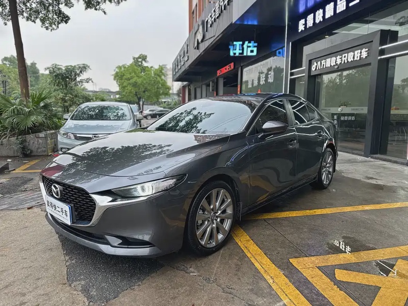 Mazda 3