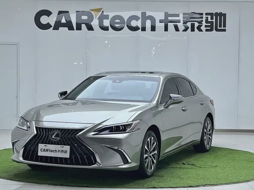 Lexus ES 2024