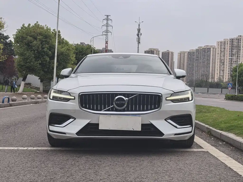 Volvo S60