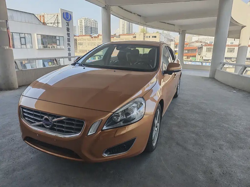 Volvo S60