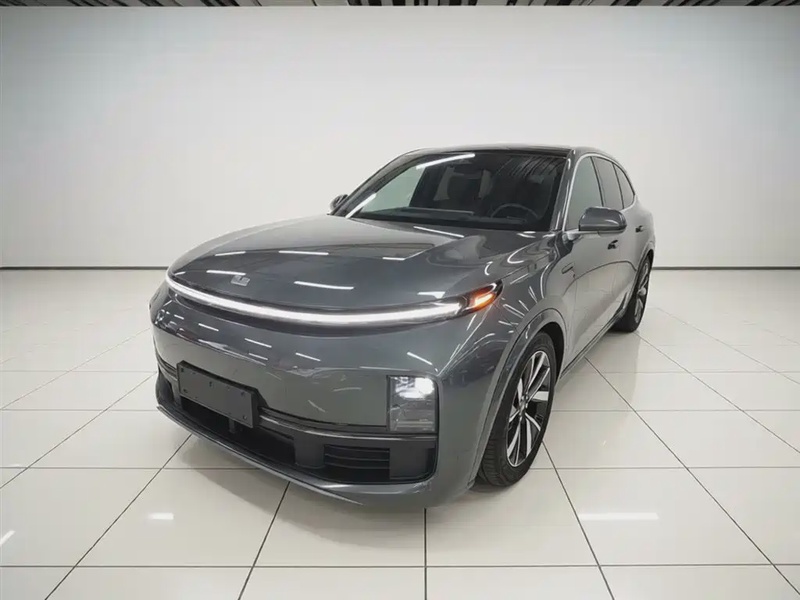 Li Auto L8