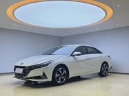 Hyundai Elantra 2022