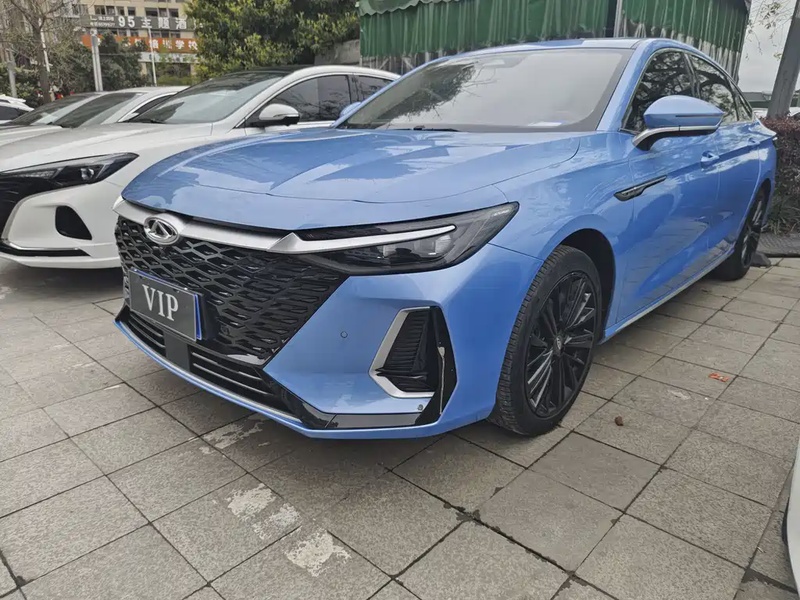Chery Arrizo 8