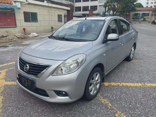 Nissan Sunny 2011