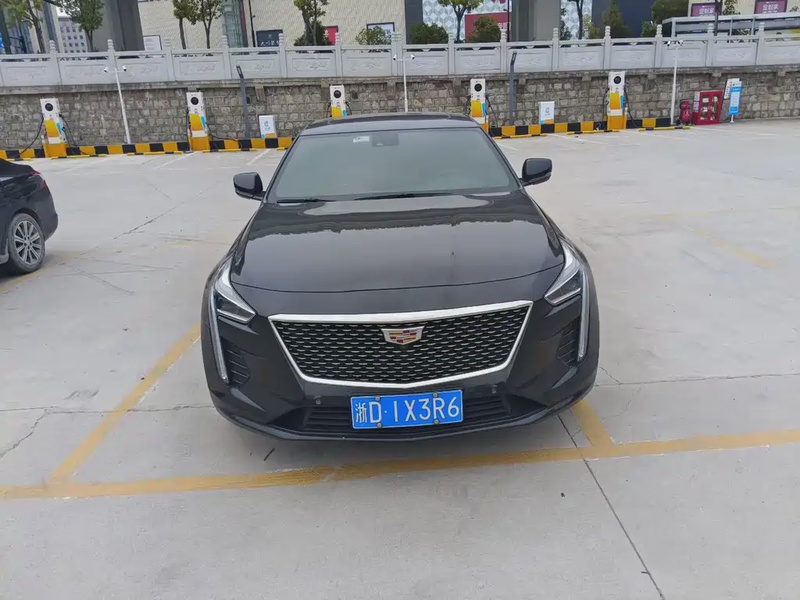 Cadillac CT6