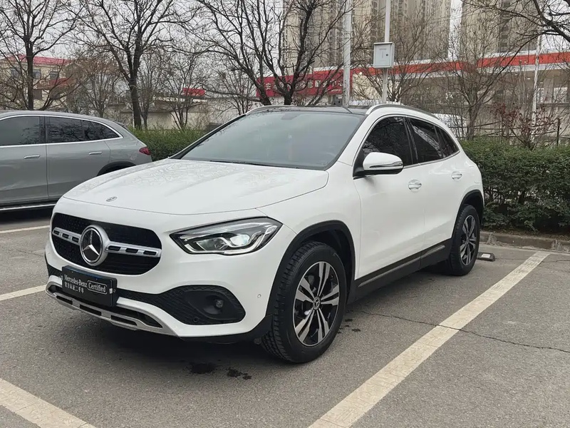 Mercedes-Benz GLA-Class