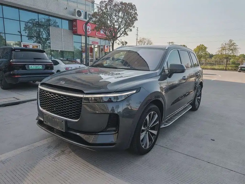 Li Auto ONE