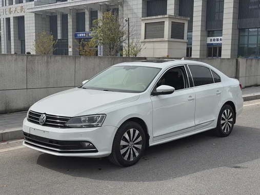 Volkswagen Sagitar 2017