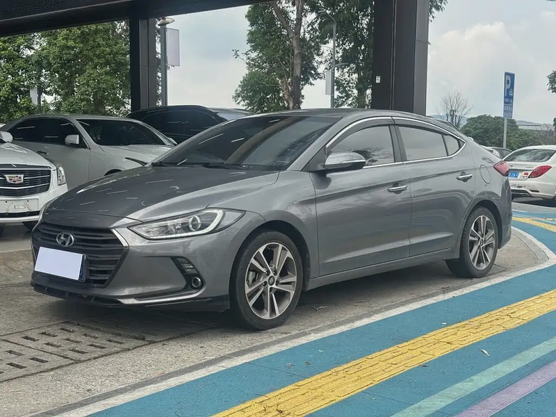 Hyundai Elantra