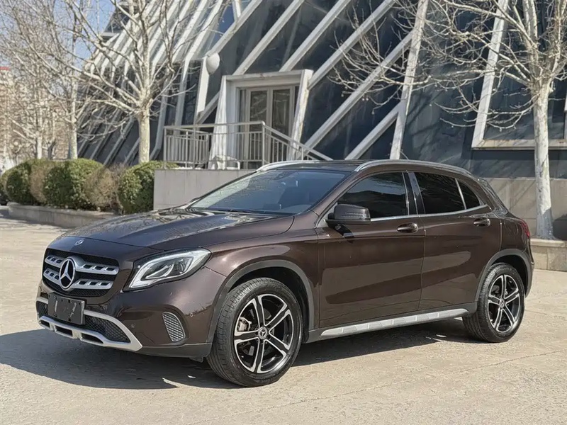 Mercedes-Benz GLA-Class
