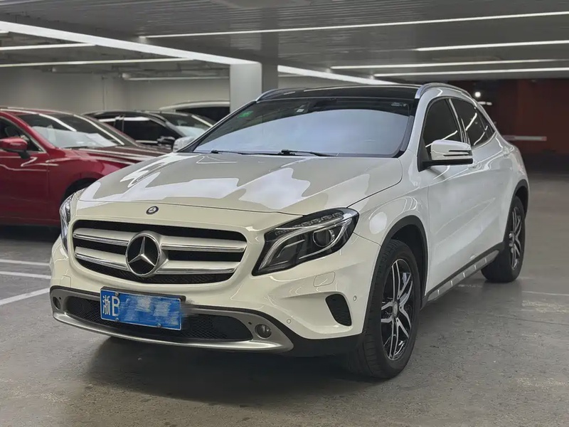 Mercedes-Benz GLA-Class