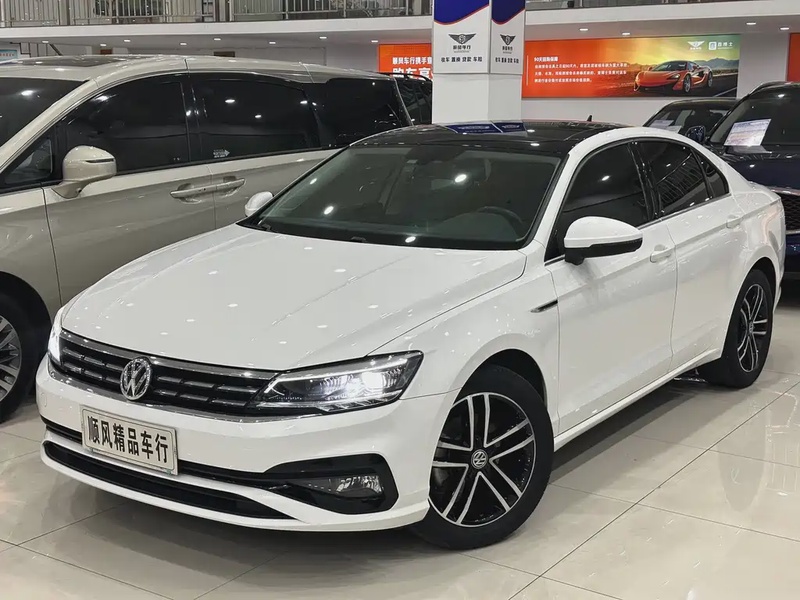 Volkswagen Lamando