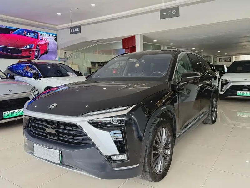 NIO ES8