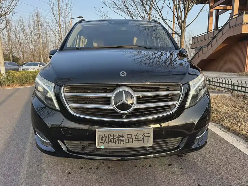 Mercedes-Benz V-Class