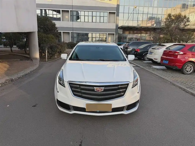 Cadillac XTS