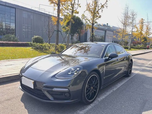 Porsche Panamera 2018