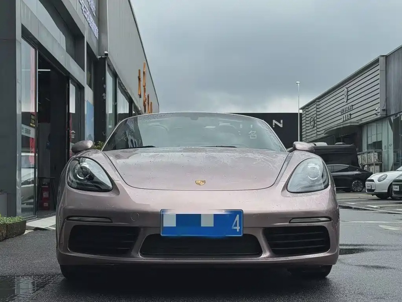 Porsche 718
