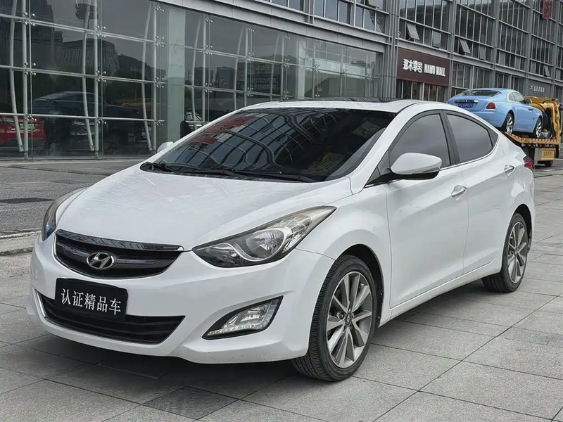 Hyundai Elantra