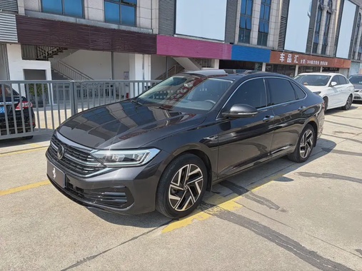 Volkswagen Sagitar 2022