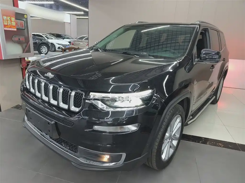 Jeep Grand Commander