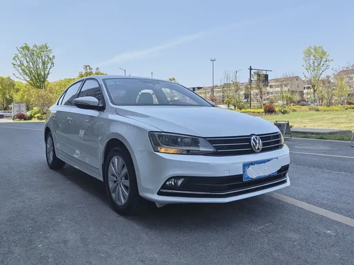 Volkswagen Sagitar 2016