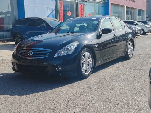Infiniti G 2012