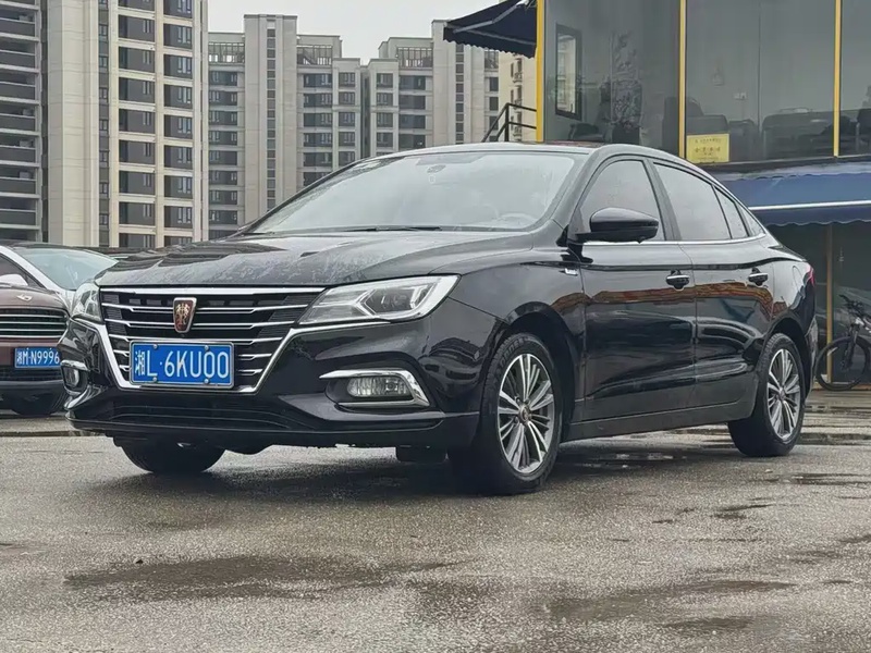 Roewe i5