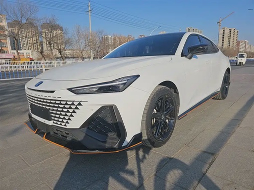 Changan UNI-V 2024