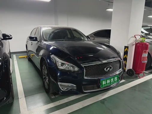 Infiniti Q70 2018